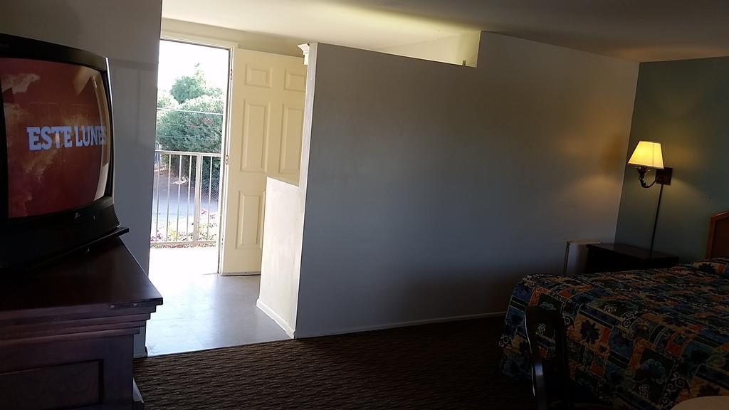 טוסון Riviera Motor Lodge מראה חיצוני תמונה