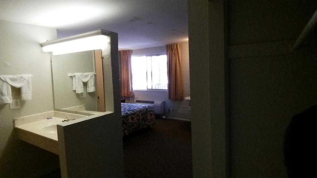טוסון Riviera Motor Lodge מראה חיצוני תמונה